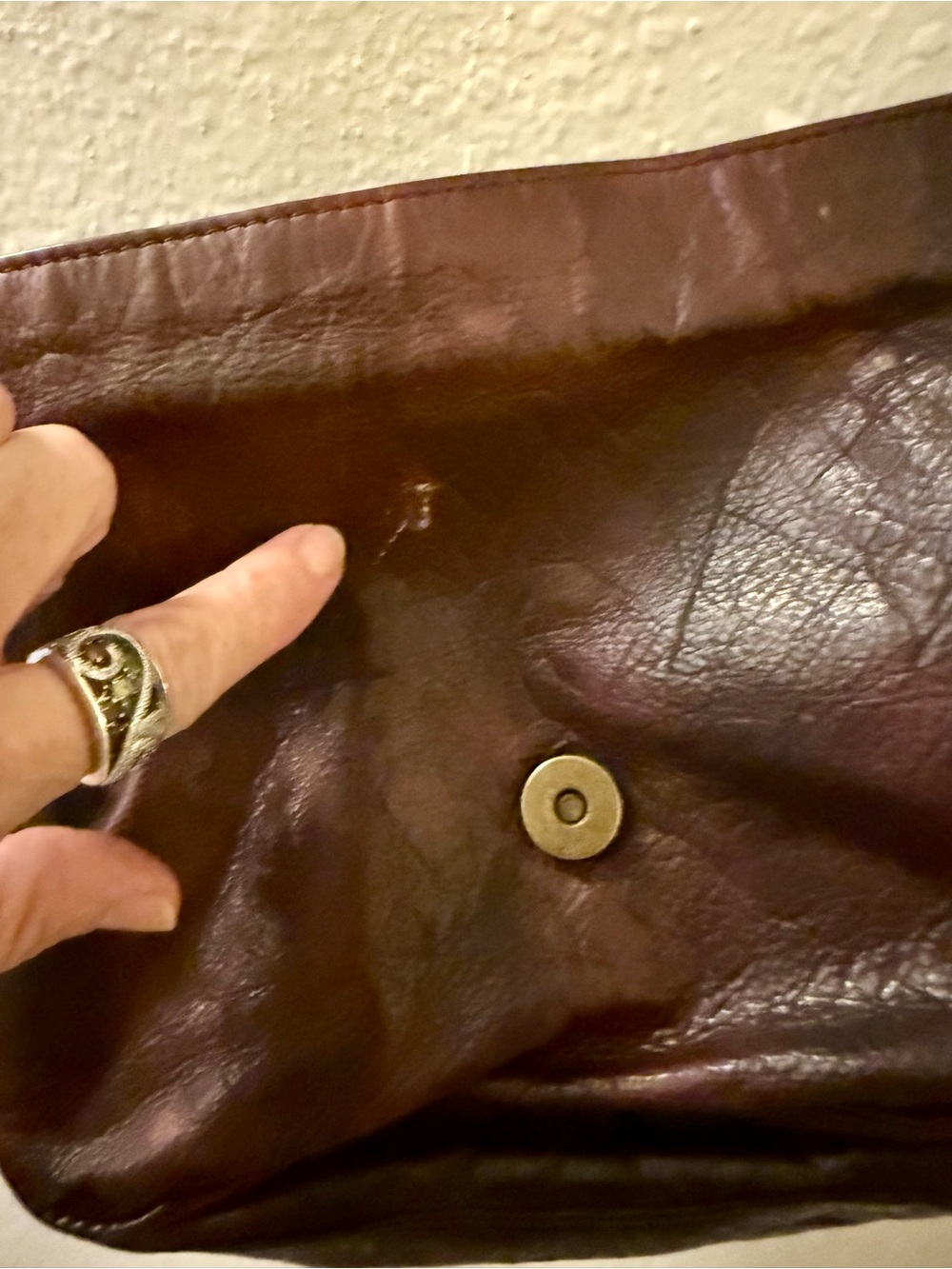 Vintage Leather Crossbody Bag in Deep Burgundy - Picture 3 of 7